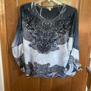 Energe XL Black Gray Top or Light Sweater
